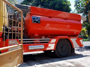 Jasa Sedot Limbah Restoran Bebek Tepi Sawah Surabaya