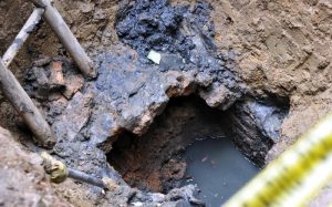 Warga Gunungpuyuh Kota Sukabumi Gali Septic Tank Malah Temukan Bunker