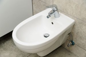 Fakta Bidet Alat Bilas Ruang Toilet Yang Elegan