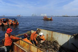 Kapal Tidak Boleh Buang Sampah Sembarangan